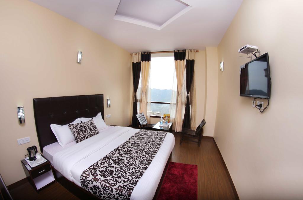 The Grand Welcome Hotel Shimla Bagian luar foto