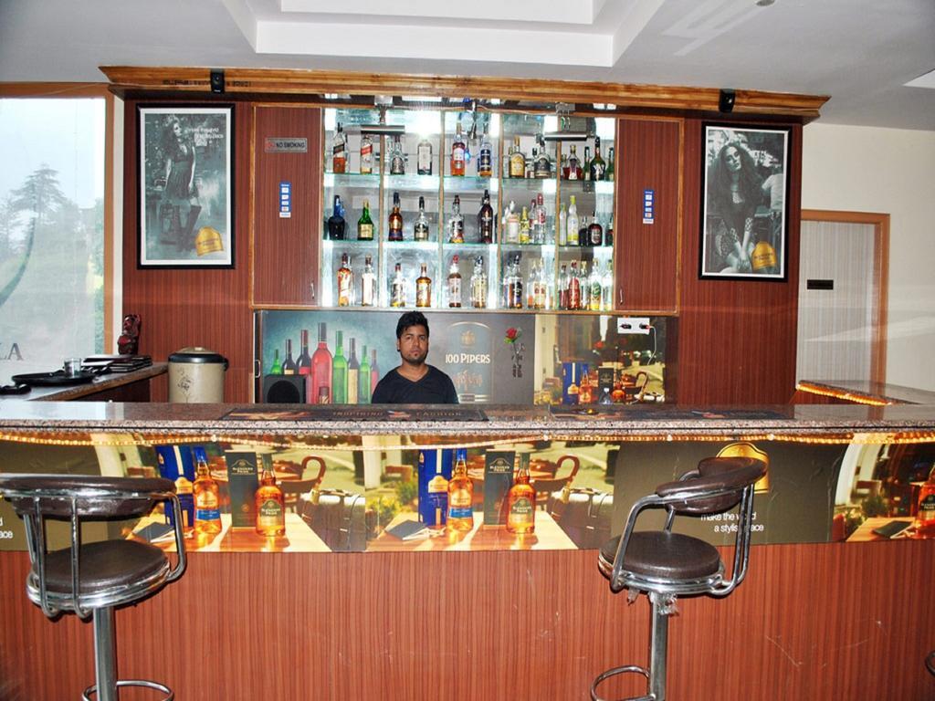 The Grand Welcome Hotel Shimla Bagian luar foto